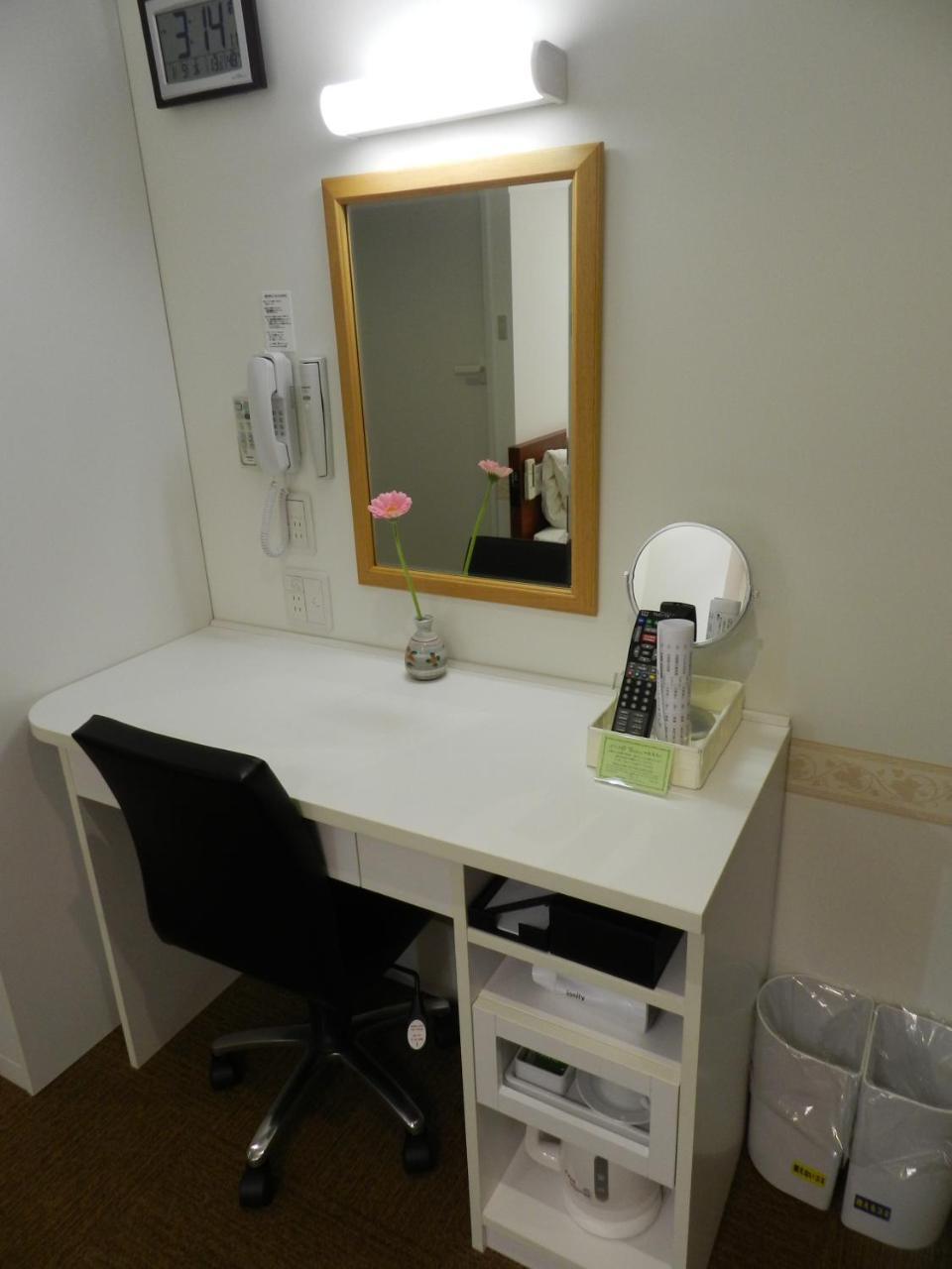 Check in Shijokarasuma Hotel Kyoto Bagian luar foto