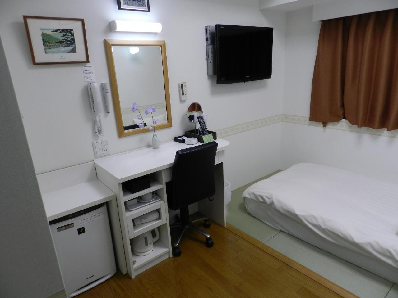Check in Shijokarasuma Hotel Kyoto Bagian luar foto
